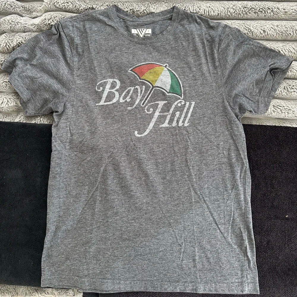 Bay Hill Grey T-Shirt - Picture 1 of 3